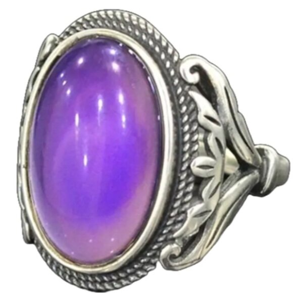 d'vine Products Jewelry - Victorian Design Band - Boho Style Mood Stone - Color Changing Ring Stainless